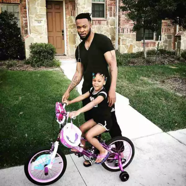 See Adorable Photo Of Flavour Hanging Out With His Daughter